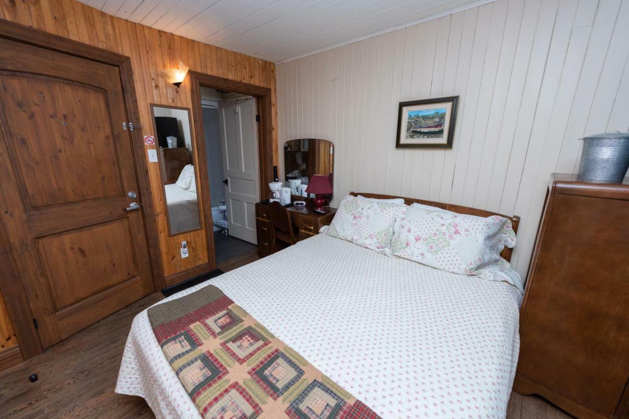 Auberge Le Four A Pain Petite-Riviere-Saint-Francois Dış mekan fotoğraf
